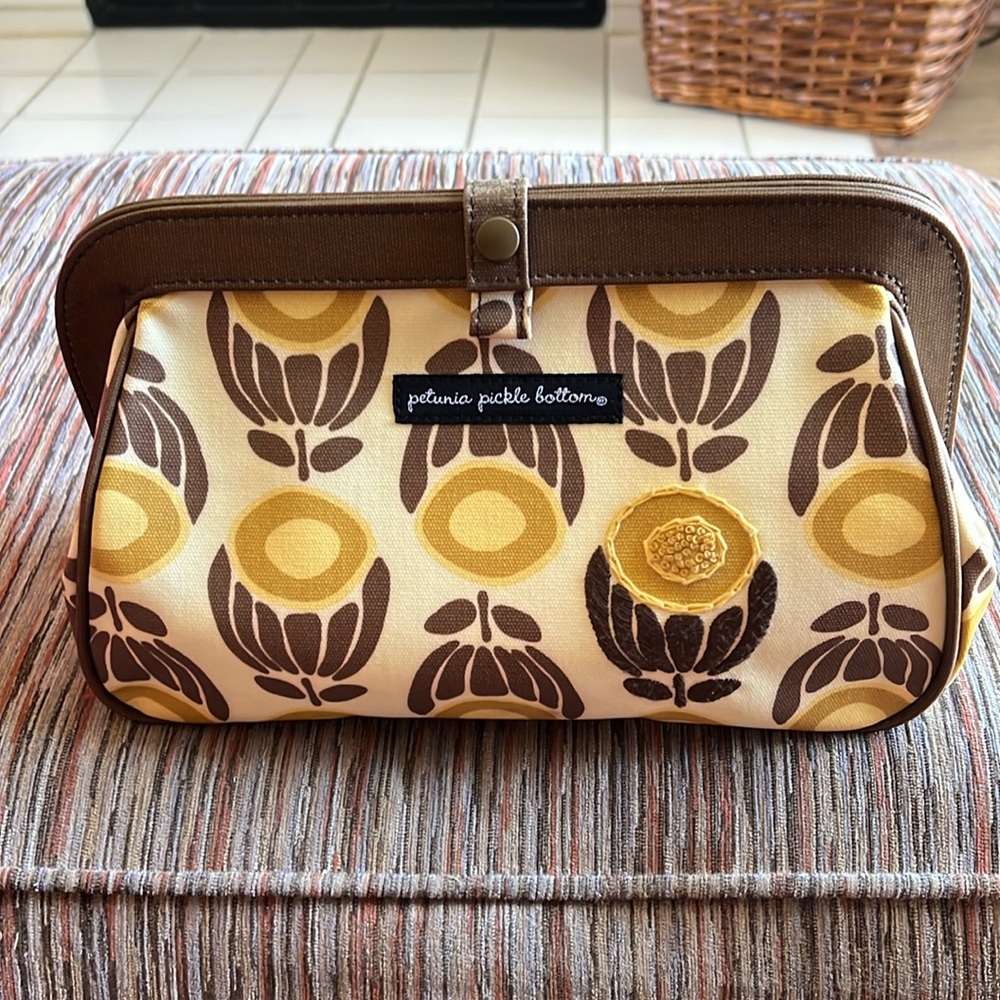 Petunia pickle bottom, diaper bag
